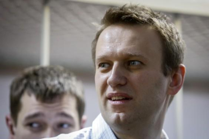 Alexei Navalni, en el tribunal de Moscú, este martes.-SERGEI KARPUKHIN