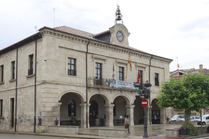 Imagen del Ayuntamiento de Villarcayo. RAÚL G. OCHOA