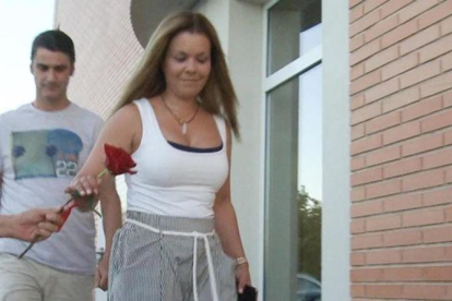 María José Campanario, a la salida del hotel de Peralta.-EUROPA PRESS TV