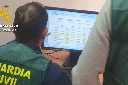 La Guardia Civil detiene a una persona por estafa continuada mediante ‘phishing’. GUARDIA CIVIL