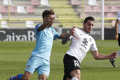 La presencia de Adrián Cruz en el once parece segura.-SANTI OTERO