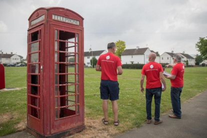 Partidarios del 'Leave' preparan la campaña en un complejo residencial en Gloucestershire, Inglaterra.-MATT CARDY