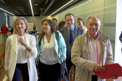 García, Antoñanzas, Barrios y Temprano, en la jornada organizada por UGT.-ICAL