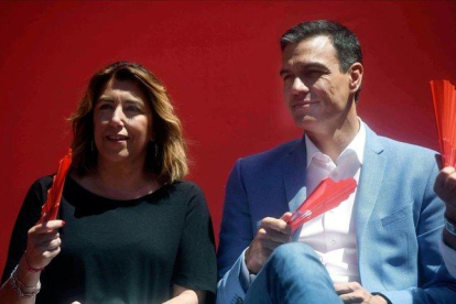 Susana Díaz y Pedro Sánchez, durante un mitin en Córdoba, este miércoles.-EFE / RAFA ALCAIDE