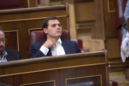 Albert Rivera, ayer por la tarde, en su escaño-DAVID CASTRO