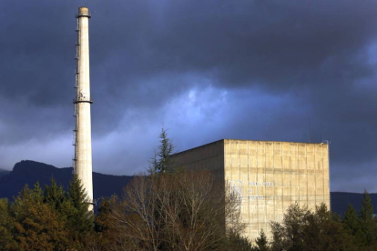 La central nuclear de Santa María de Garoña está ubicada en el Valle de Tobalina, en la provincia de Burgos-ISRAEL L. MURILLO