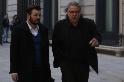 Los diputados de ERC en el Congreso Gabriel Rufián y Joan Tardà.-AGUSTÍN CATALÁN