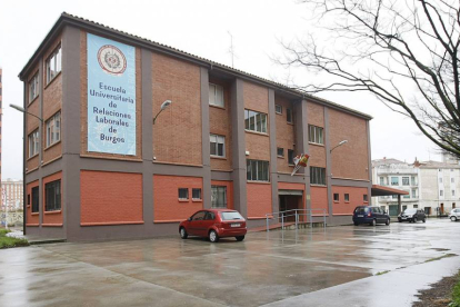La Diputación forma parte del patronato que gestiona esta escuela universitaria, junto a otras instituciones.-ECB