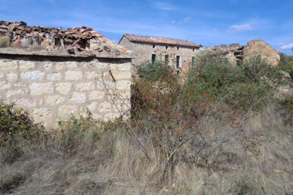 Fotografía de uno de los pueblos a la venta en la provincia de Burgos.-ALDEASABANDONADAS.COM