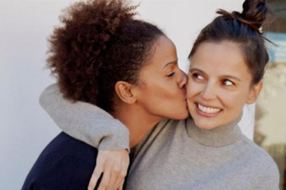 Elena Anaya y Tina Afagu.-