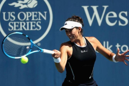 Muguruza conecta una derecha en Cincinnati.-AFP / ROB CARR