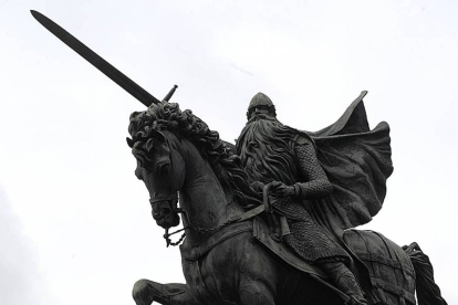 Imagen de la estatua del Cid.-SANTI OTERO