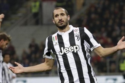 Chiellini, en un partido de la Juventus.-/ AP / LUCA BRUNO