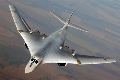 Un bombardero ruso Tupolev TU-160, en una imagen de archivo.-EL PERIÓDICO
