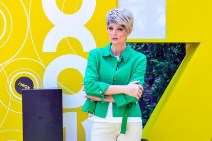 La actriz Olga Hueso, caracterizada como Glòria Serra.-ATRESMEDIA