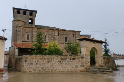 Iglesia de la Inmaculada Concepción de Zarzosa de Río Pisuerga. ECB