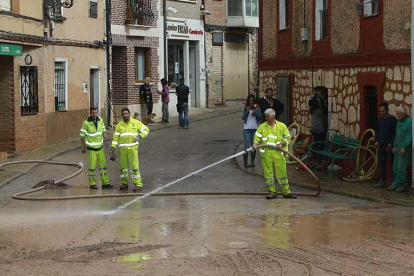 Una de las zonas afectadas por las inundaciones fue Tordómar.-R. O.