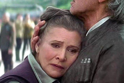 Carrie Fisher y Harrison Ford, en una escena de 'Star Wars: el despertar de la Fuerza'-