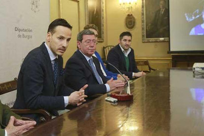 Guerra (Sodebur), Sancho (San Pablo), Rico (Diputación), Javi Vega y Albano (San Pablo), ayer, durante su comparecencia.-RAÚL OCHOA