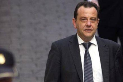 El fiscal Pedro Horrach llega a la Audiencia de Palma, el pasado mes de febrero.-Foto: AFP / JAIME REINA