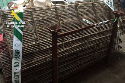Rejas de hierro recuperadas en una de las plantas de reciclaje.-ECB