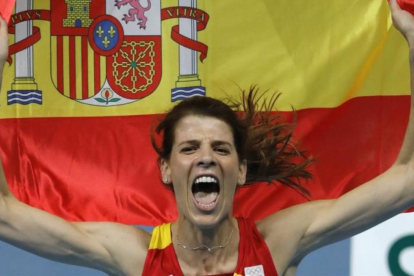 Beitia,en la celebración de su oro olímpico.-EFE / LAVANDEIRA JR