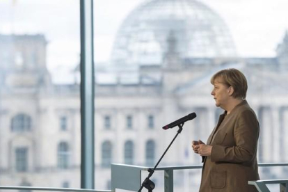 La cancillera Merkel, durante su declaración de este miércoles en Berlín.-