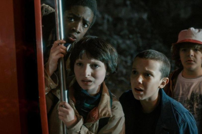 Los cuatro niños protagonistas de 'Stranger things'.-NETFLIX