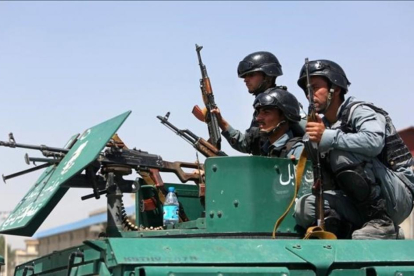 En el momento del ataque, los turistas iban escortados por miembros del Ejército afgano.-AP / RAHMAT GUL