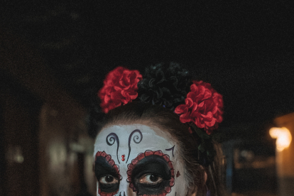 Caracterizada como una catrina en el Día de Muertos de la ciudad mexicana de Chiapas. R.S.