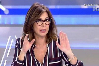 Ana Rosa Quintana, este miércoles, dando explicaciones sobre su desliz del día anterior.-TELE 5