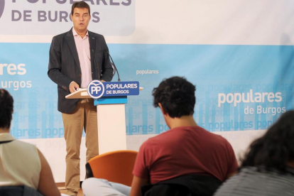 Ibáñez explicó ayer que la central burgalesa protagonizará la propuesta del PP regional en las Cortes.-I. L.M.