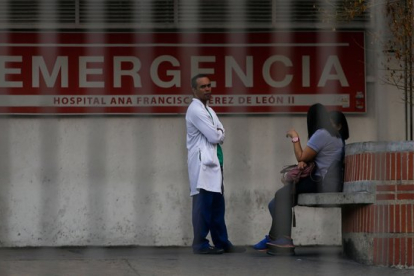 Exterior del hospital Francisca Pérez de León en Caracas.