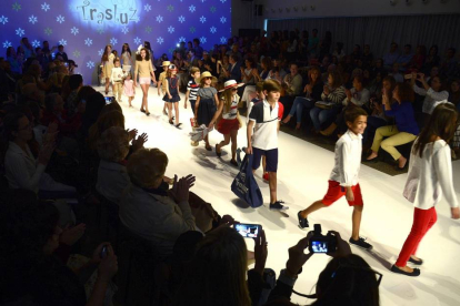 Jornada inaugural de la XVIII Pasarela de la Moda de Castilla y León. Moda infantil de Trasluz-Ical