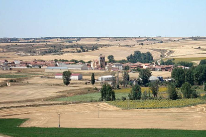 Imagen de Pinilla Trasmonte con las tierras de cultivo rodeando la localidad.-ECB