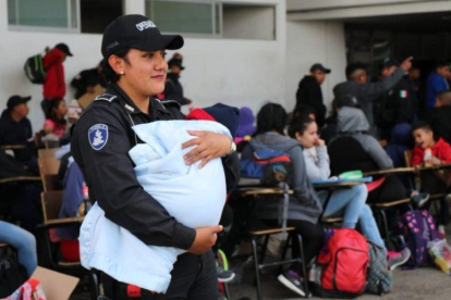 Las víctimas, 68 hombres, 29 mujeres, 20 niñas, 39 niños y 3 bebés recibieron atención médica y realizaron su declaración ante las autoridades ministeriales.-TWITTER