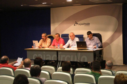 Los responsables de Adeco Bureba informaron de la situación.-G.G.