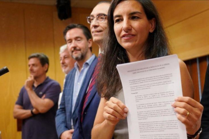 Rocío Monasterio (Vox), en rueda de prensa en la Asamblea de Madrid.-JOSÉ LUIS ROCA