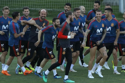 Los jugadores de la selección española se entrenan en Krasnodar.-AP