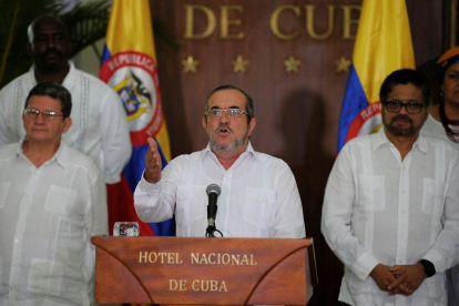 En una carta abierta Londoño advirtió a Duque que terminar el diálogo con el ELN puede traer como consecuencia más actos de violencia.-REUTERS