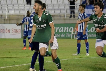 Héctor Figueroa celebra la consecución de un gol con la camiseta del Toledo la pasada temporada-ECB