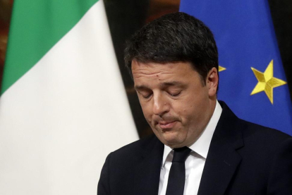 El exprimer ministro, Matteo Renzi, es uno de los políticos italinos espiados.-AP / GREGORIO BORGIA