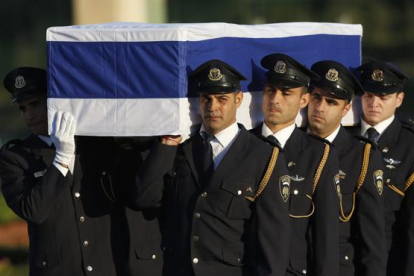 Los restos de Shimon Peres llegan al Parlamento de Israel.-EFE