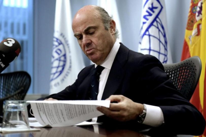 El ministro de Economía, Luis de Guindos, en una imagen de archivo.-LENIN NOLLY