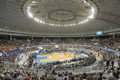 Interior del Coliseum durante uno de los partidos disputados por San Pablo Burgos en ACB.-ISRAEL L. MURILLO