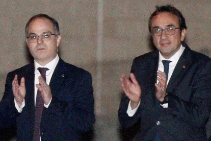 Jordi Turull y Josep Rull, a su salida de la prisión de Estremera.-VICTOR LERENA (EFE)
