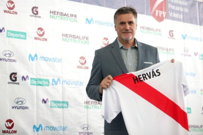Francisco Hervás Tirado, el director técnico de la selección nacional femenina categoría mayores de Perú para los próximos dos años.-FEDERACIÓN DEPORTIVA NACIONAL DE VOLEIBOL