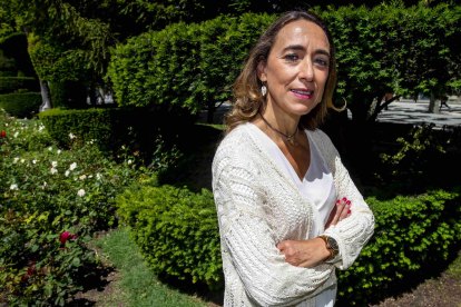 La burgalesa Carmen Rodríguez Pajares es una de las tres seleccionadas a Premios Sanitarias 2023. SANTI OTERO