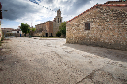 Las calles principales de la zona histórica, aunque no son las mas transitadas, están totalmente dañadas.
