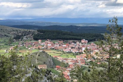 Vista de la localidad Hontoria del Pinar desde arriba